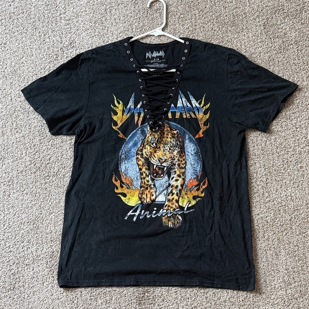 Upcycled Handcrafted Def Leppard Graphic Lace-Up T-Shirt, Deer IVIE, Size L - Picture 2 of 4